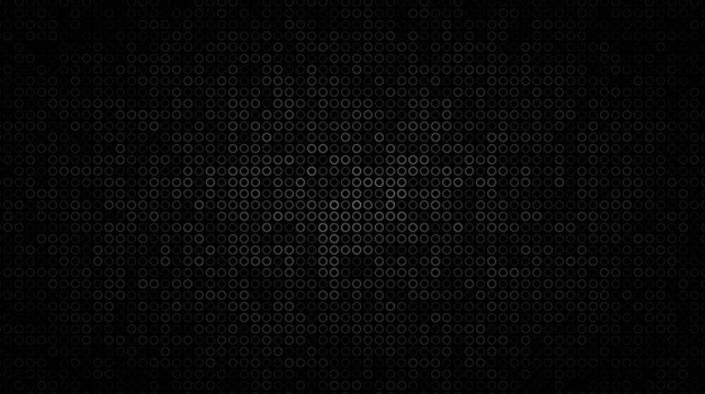 Trois étudiants travaillant ensemble à l’université